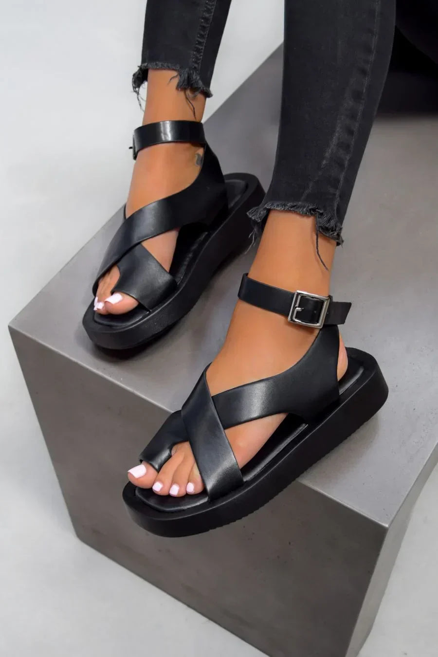 Sandales d'été orthopédiques sur mesure et confortables