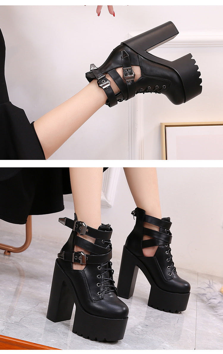 Talons d'été orthopédiques modernes et confortables