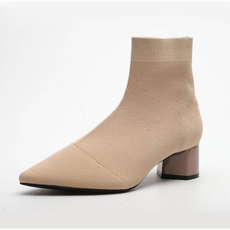 Talons d'été orthopédiques confortables et durables