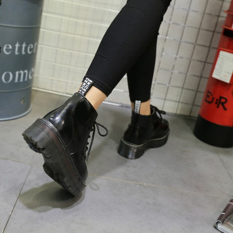 Bottes d'été orthopédiques à la mode et offrant un bon soutien