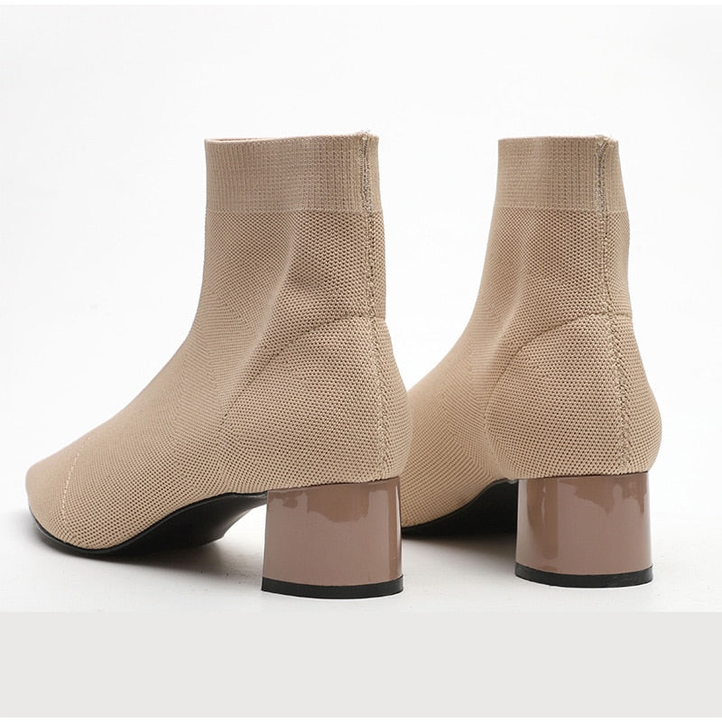 Talons d'été orthopédiques confortables et durables