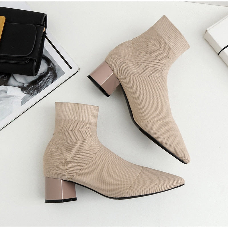 Talons d'été orthopédiques confortables et durables
