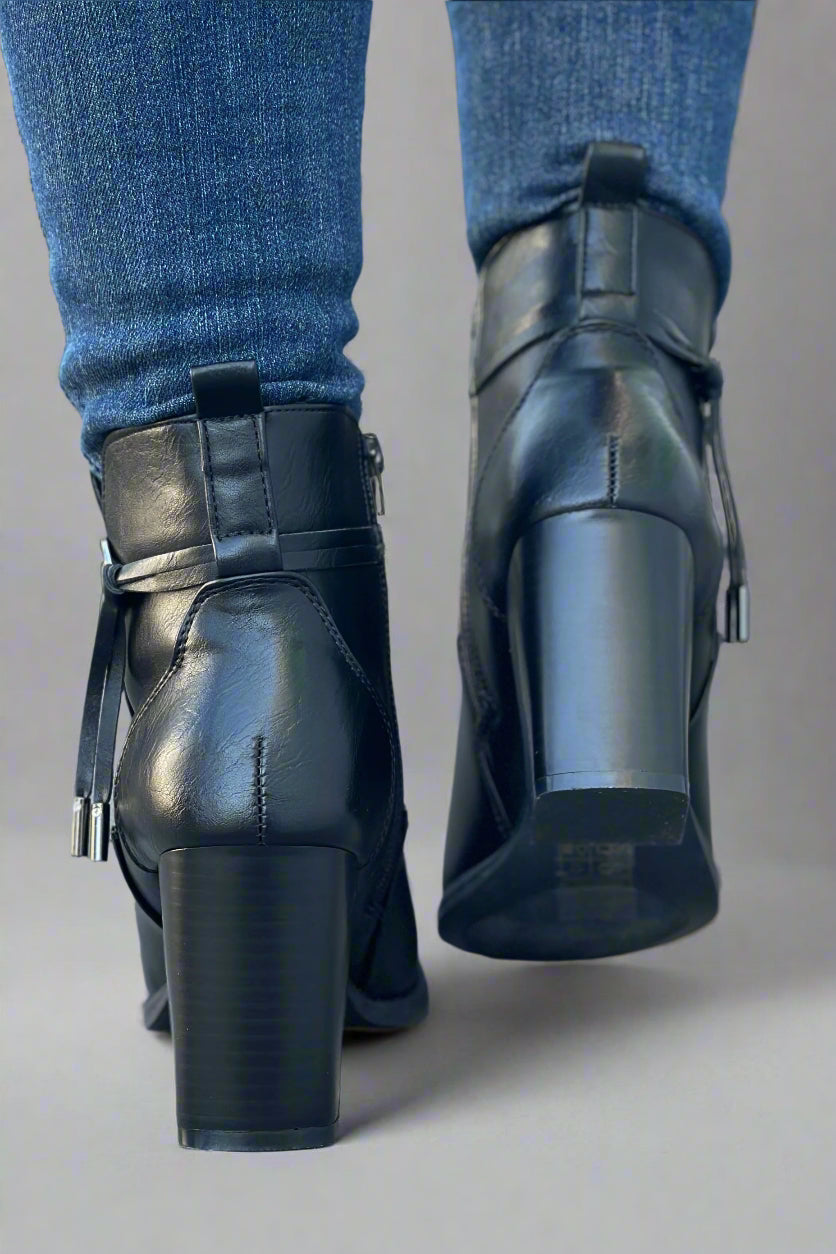 Chaussures d'été orthopédiques confortables et sur mesure
