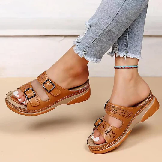 Sandales en cuir de vache pour femmes