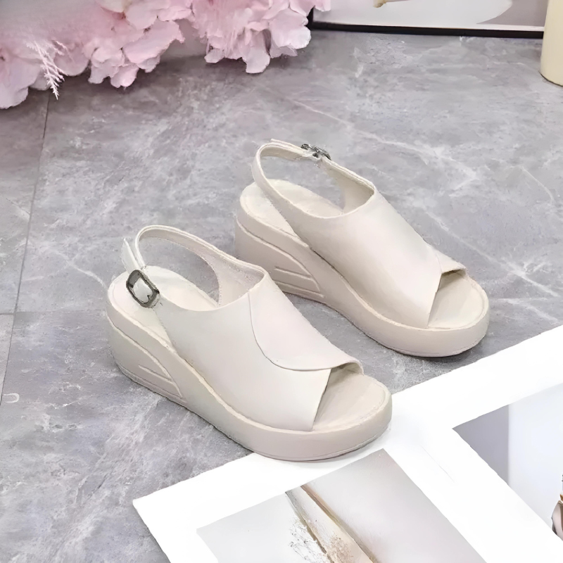 Sandales confortables en cuir épais avec boucle
