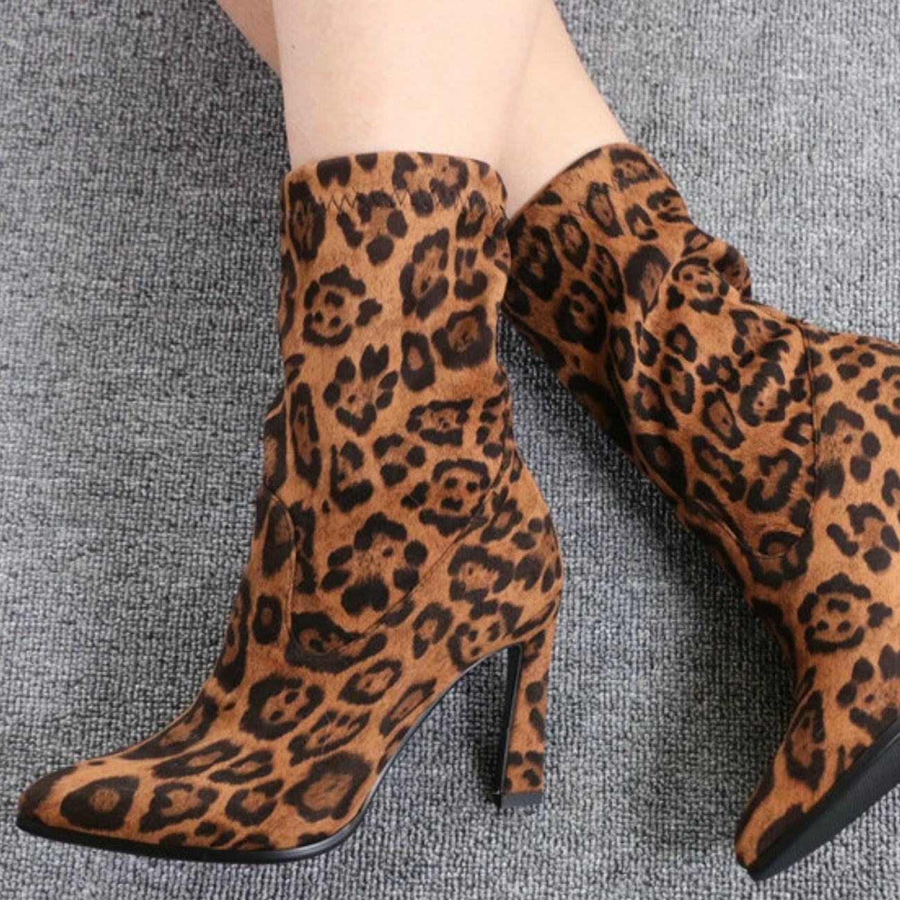 Talons orthopédiques décontractés et adaptés à l'été
