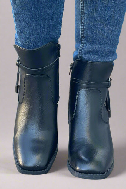 Chaussures d'été orthopédiques confortables et sur mesure
