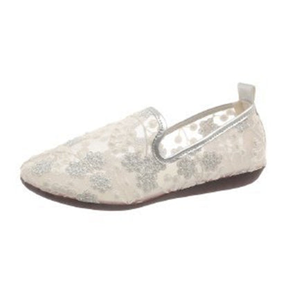 Chaussures plates brodées de dentelle
