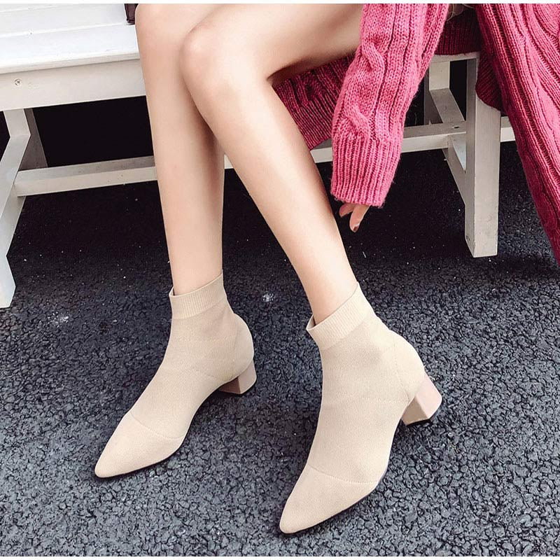 Talons d'été orthopédiques confortables et durables