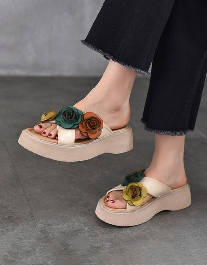 Chaussures d'été orthopédiques à la fois souples et confortables