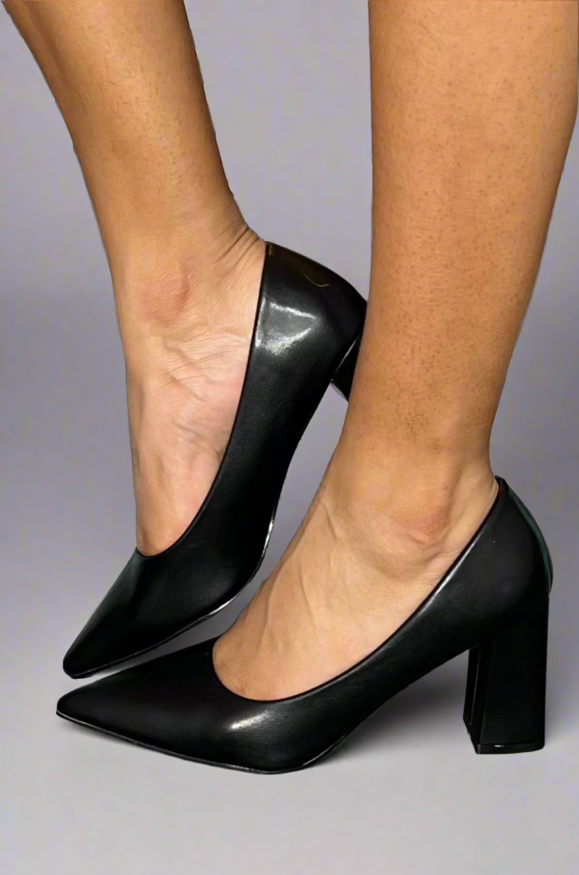 Chaussures d'été orthopédiques modernes et confortables
