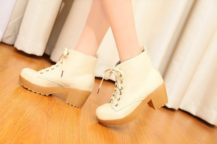 Bottes d'été orthopédiques modernes et confortables