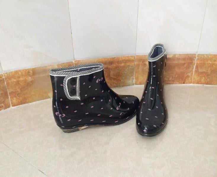Bottes d'été orthopédiques à la mode et offrant un bon soutien