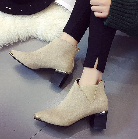 Bottes d'été orthopédiques à la mode et offrant un bon soutien