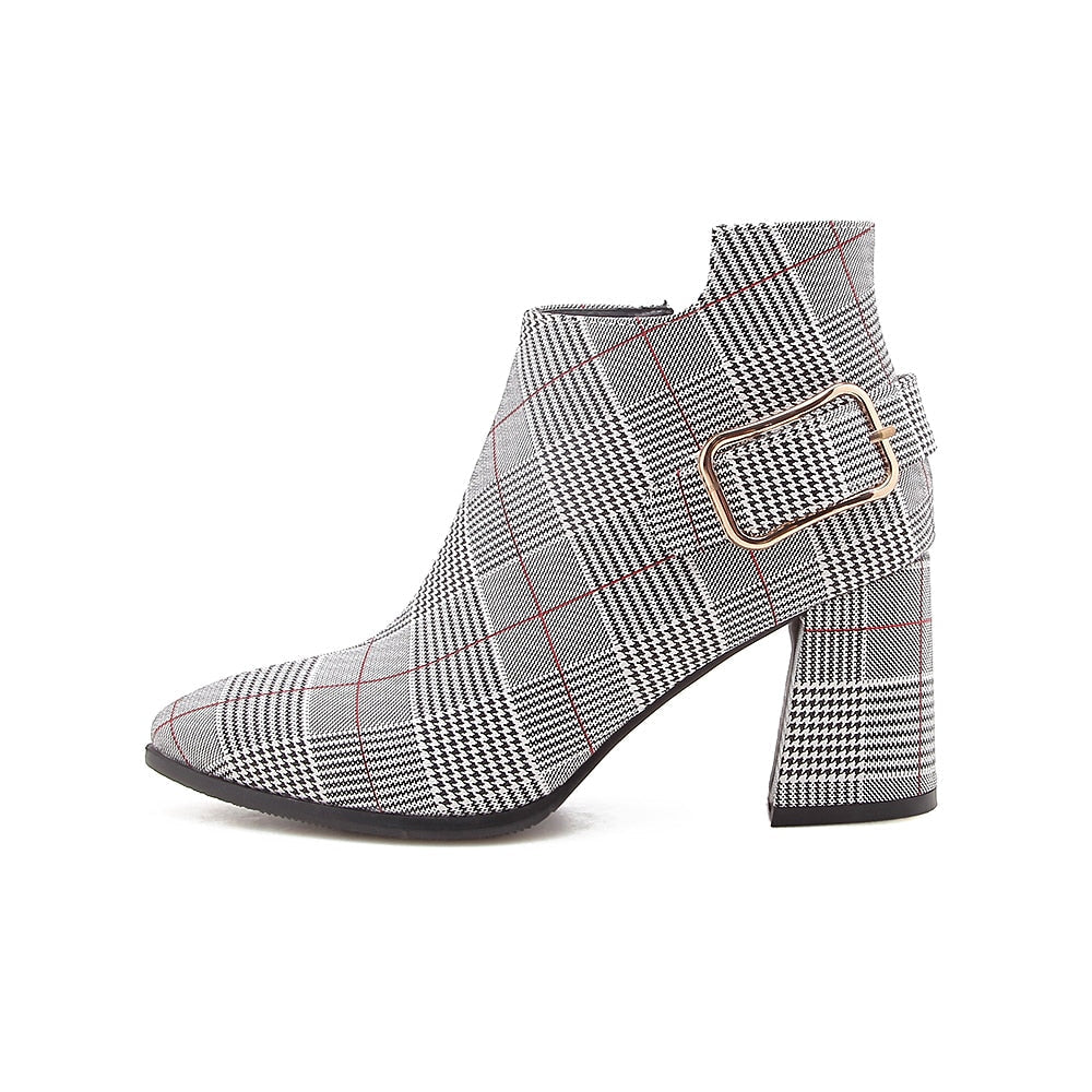 Bottes d'été orthopédiques, souples et polyvalentes