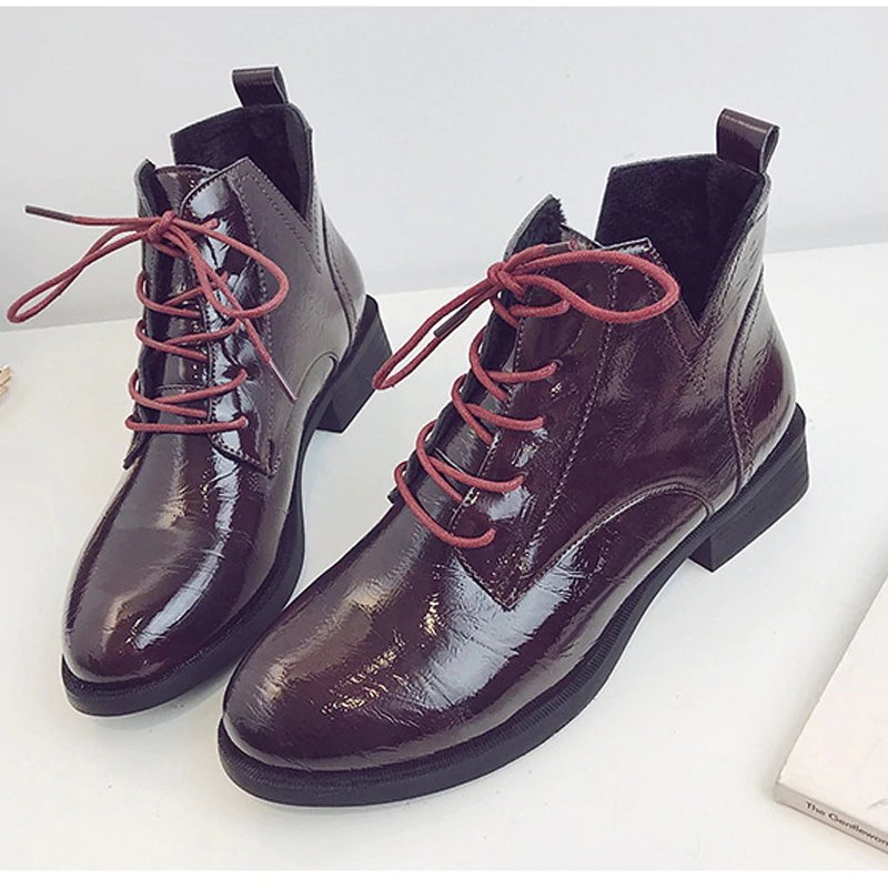 Bottes d'été orthopédiques modernes et confortables