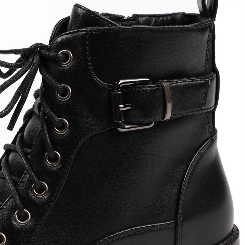 Bottes d'été orthopédiques modernes et confortables