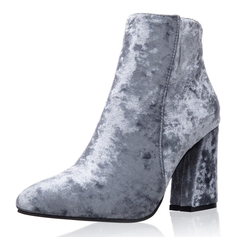 Bottes d'été orthopédiques confortables et durables