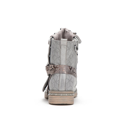Bottes d'été élégantes et détaillées, offrant un bon soutien