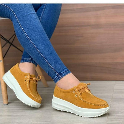 Des chaussures de sport fraîches et à la mode