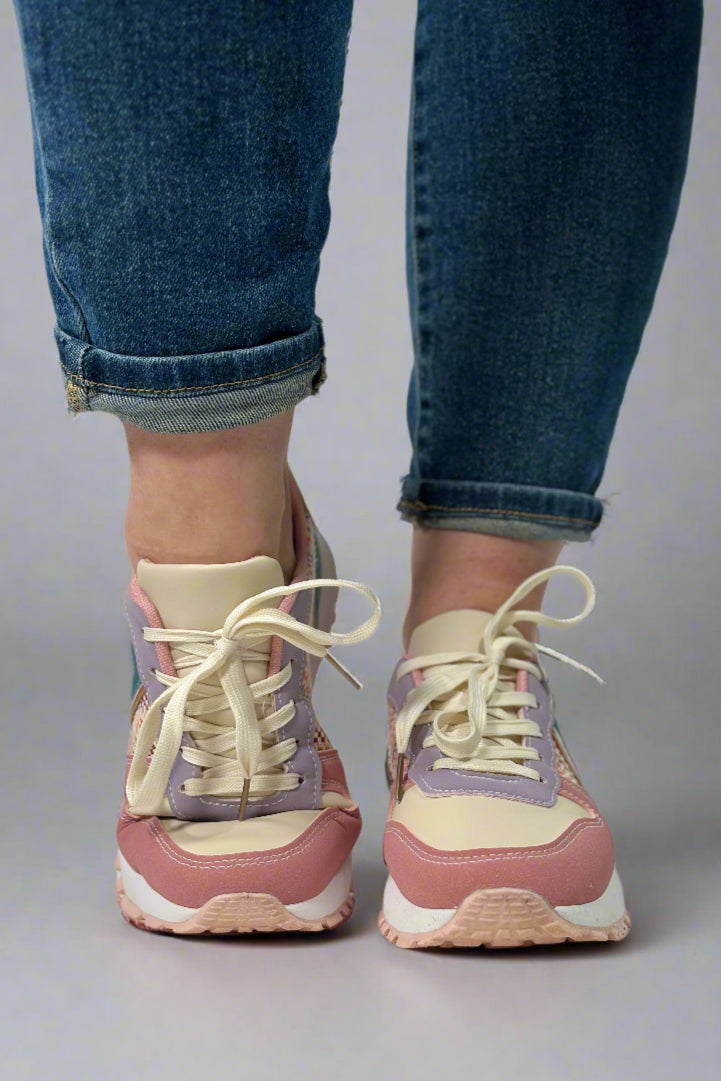 Chaussures d'été orthopédiques tendance et offrant un bon soutien