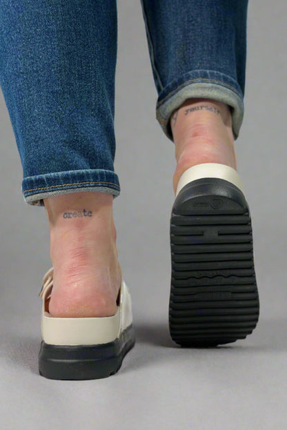 Chaussures d'été orthopédiques de soutien