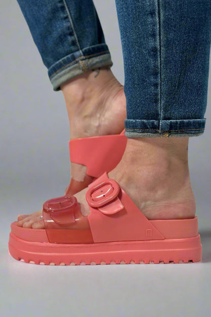 Chaussures d'été orthopédiques durables