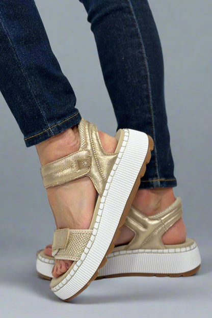 Chaussures d'été orthopédiques, souples et élégantes