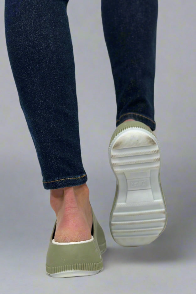 Chaussures d'été orthopédiques, intemporelles et offrant un bon soutien