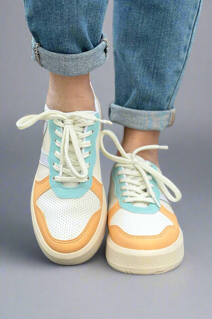 Chaussures d'été orthopédiques modernes et confortables