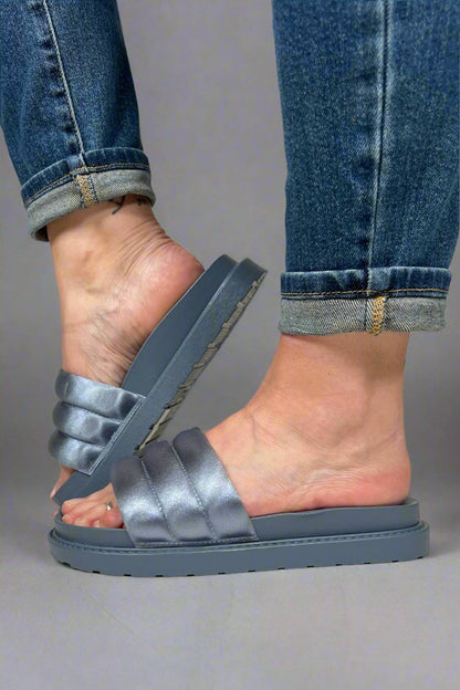 Sandales d'été orthopédiques à la mode et offrant un bon soutien