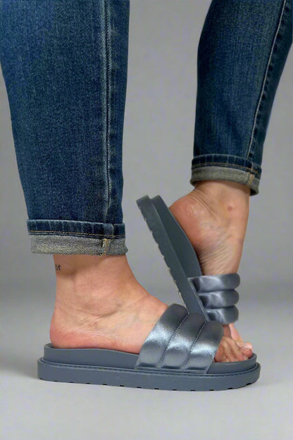 Sandales d'été orthopédiques à la mode et offrant un bon soutien