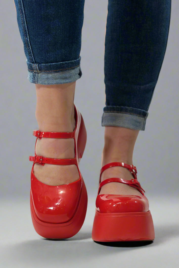 Chaussures orthopédiques d'été confortables et élégantes