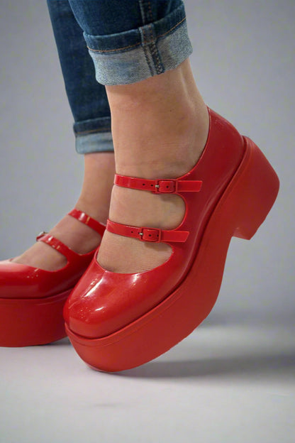 Chaussures orthopédiques d'été confortables et élégantes