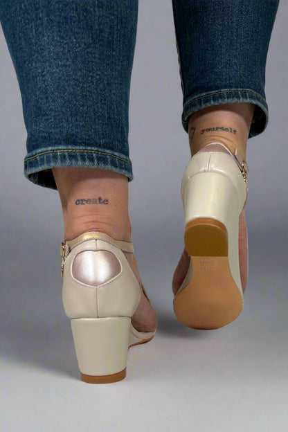 Semelle orthopédique d'été confortable et à la mode