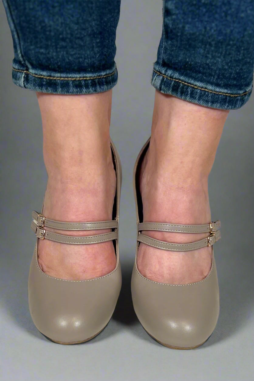 Talons d'été orthopédiques élégants et confortables