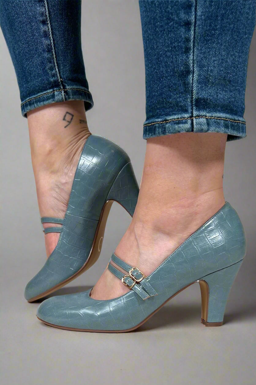 Talons d'été orthopédiques durables et de soutien
