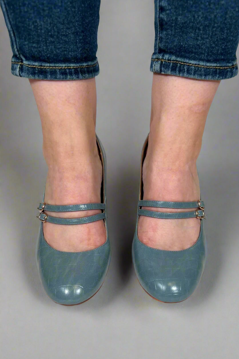 Talons d'été orthopédiques durables et de soutien