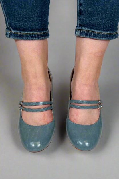 Talons d'été orthopédiques durables et de soutien