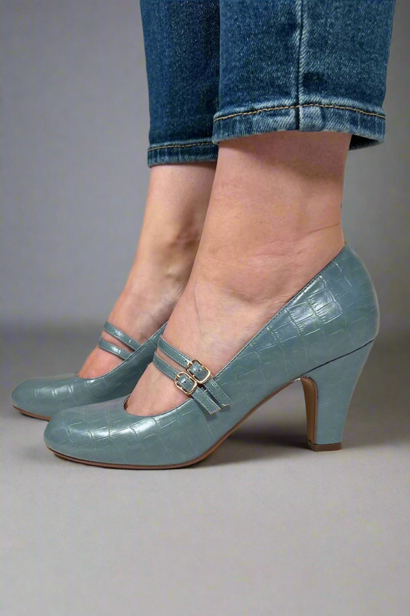 Talons d'été orthopédiques durables et de soutien