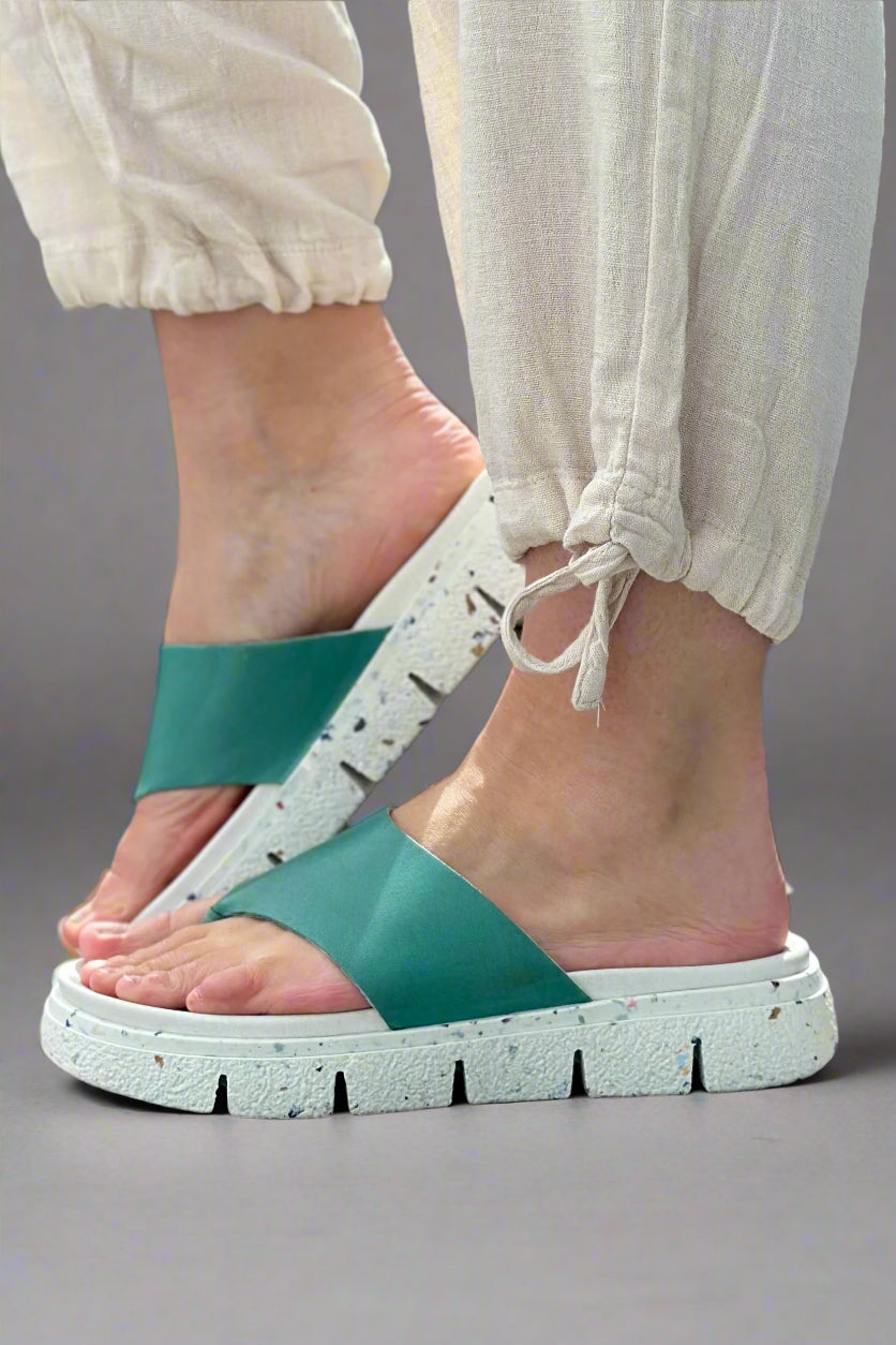 Chaussures orthopédiques d'été confortables et à la mode