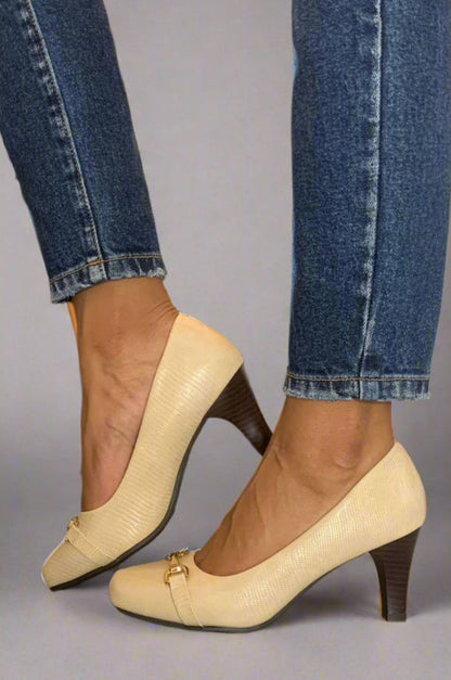 Chaussures d'été orthopédiques élégantes et offrant un bon soutien