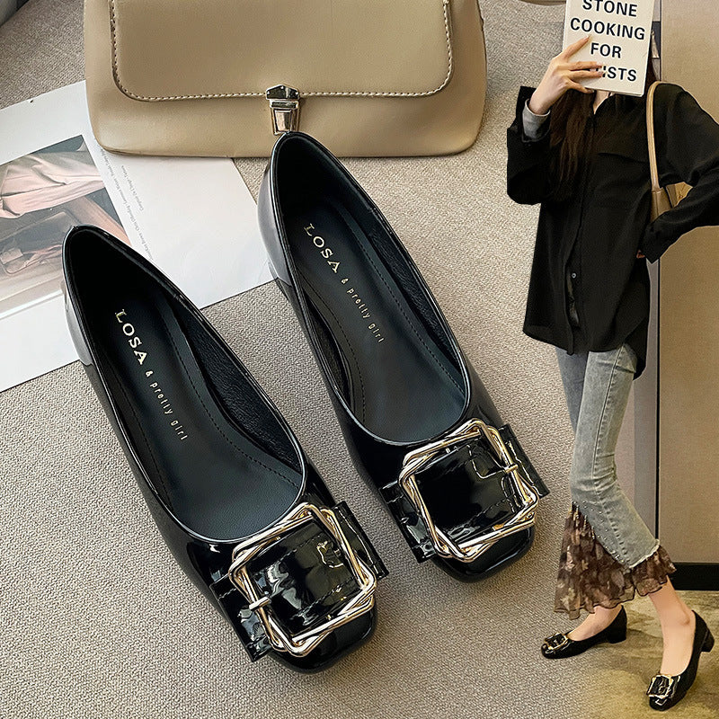 Chaussures de poupée classiques pour femmes