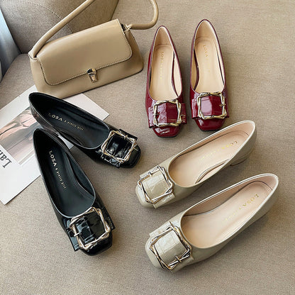 Chaussures de poupée classiques pour femmes