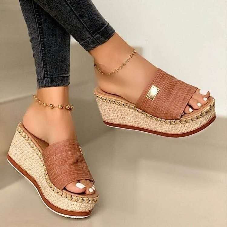Talons compensés orthopédiques souples et confortables