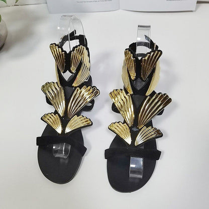 Sandales d'été de soutien élégantes et détaillées