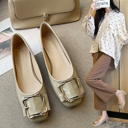 Chaussures de poupée classiques pour femmes