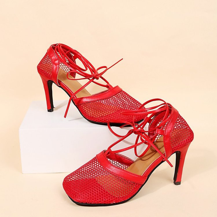 Talons d'été orthopédiques modernes et confortables