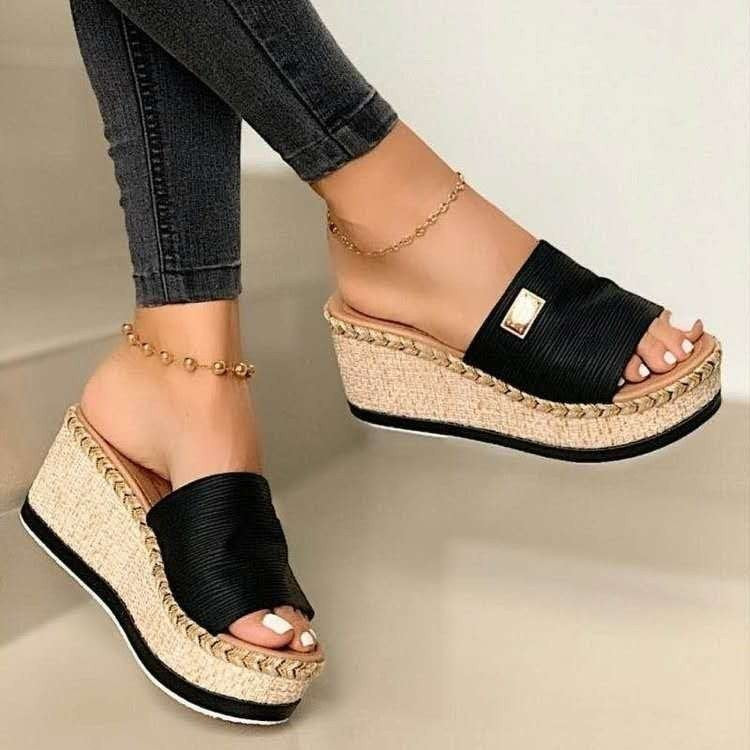 Talons compensés orthopédiques souples et confortables