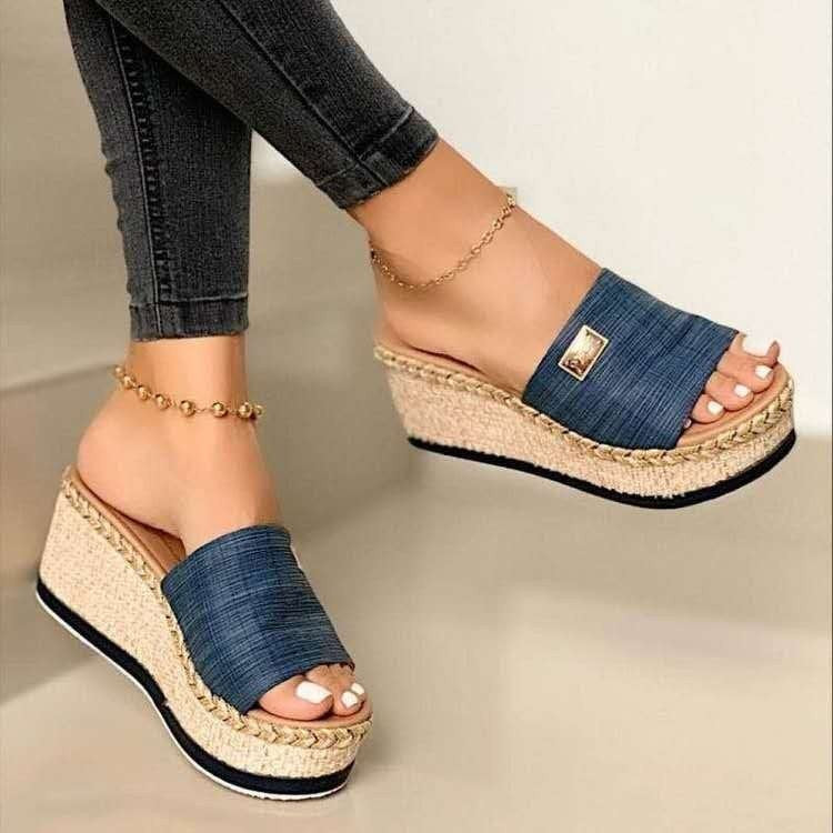 Talons compensés orthopédiques souples et confortables